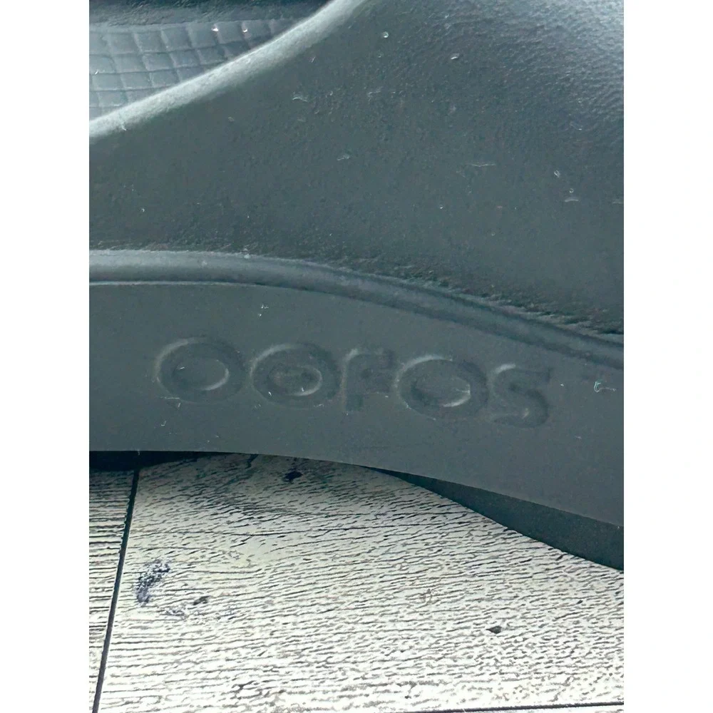OOFOS OOahh Recovery Slides Black M10 W12 EU 43 Comfort Sandal
